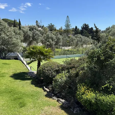 Casa Pondiki * Carvoeiro (Lagoa)