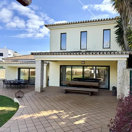 Casa Pondiki Villa *