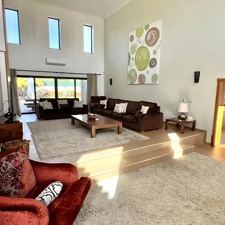 Casa Pondiki Villa