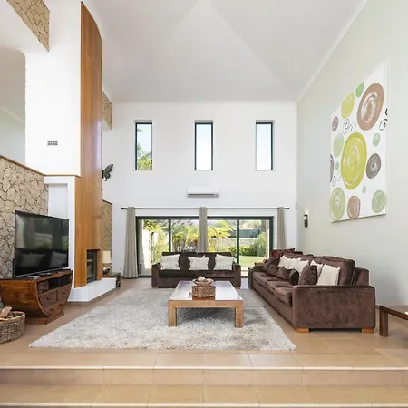 Casa Pondiki * Carvoeiro (Lagoa)