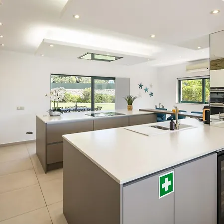 Casa Pondiki * Carvoeiro (Lagoa)