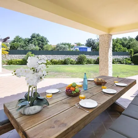 Casa Pondiki *